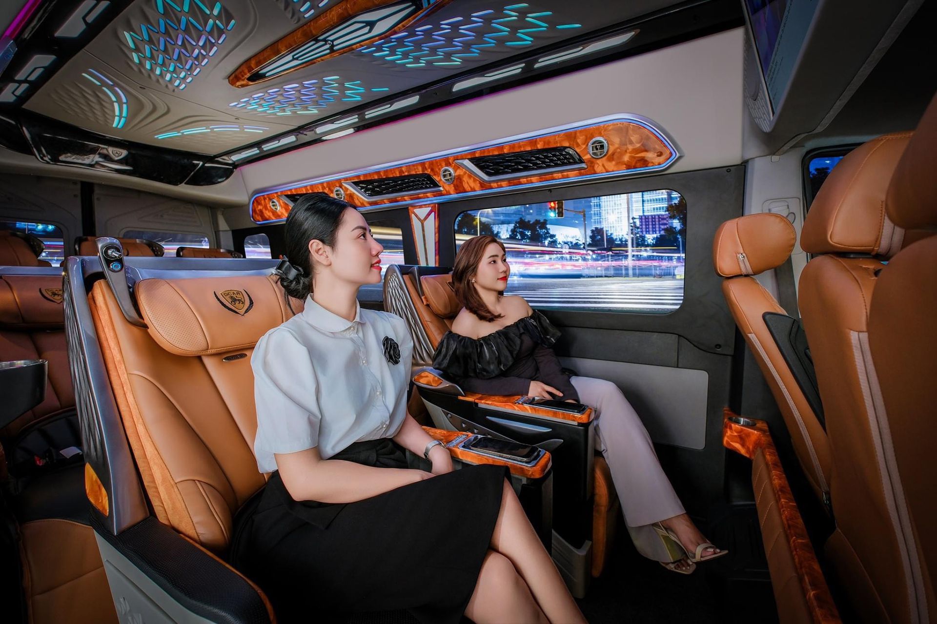 noi-that-xe-ben-thanh-limousine (15)